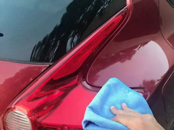 Aplicación de nanotecnología SiO2 en óptica trasera para evitar amarilleo y proteger del sol