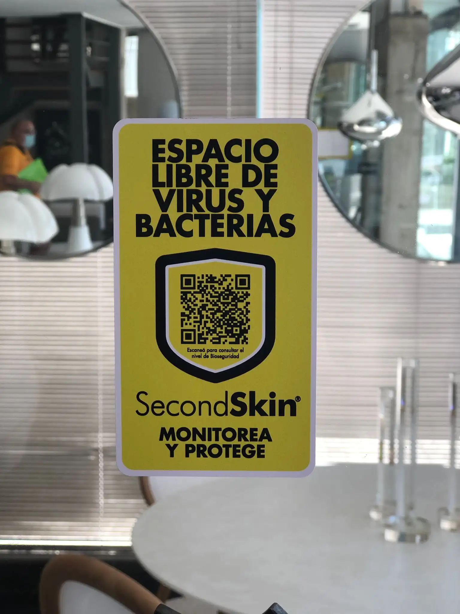 recubrimiento-antimicrobiano-espacios-secondskin-sello Sello de recubrimiento antimicrobiano SecondSkin aplicado en espacios higienizados.