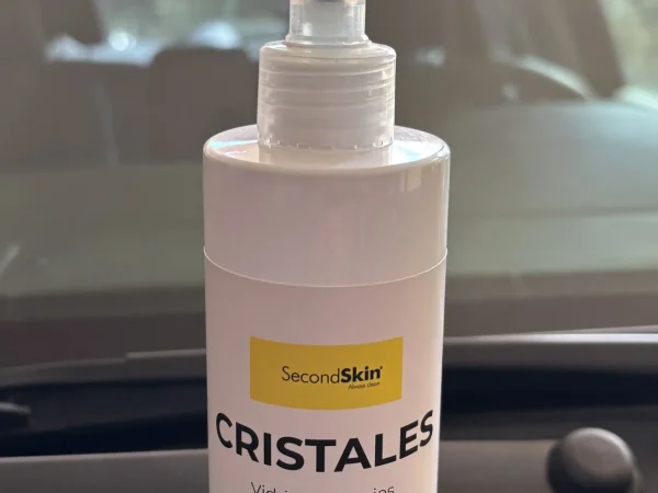 Cristales SecondSkin 200 ml para vidrios y espejos del auto