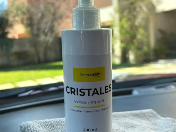 Cristales SecondSkin 200 ml con microfibra incluida para limpieza de vidrios del auto