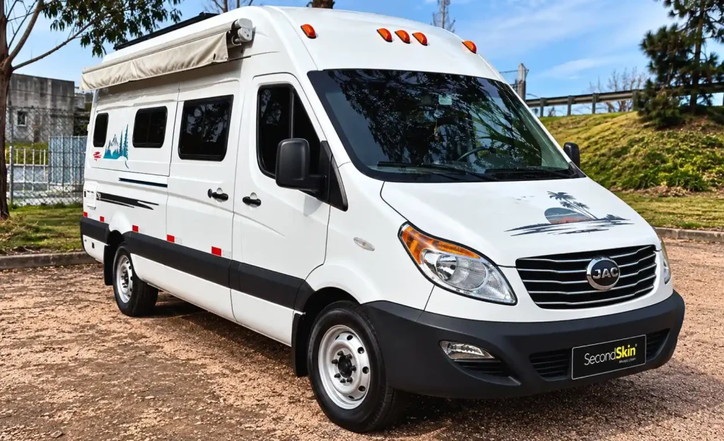 Motorhome con tratamiento cerámico realizado por SecondSkin